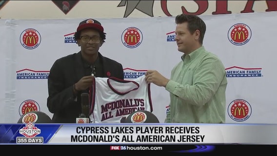 Cy Lakes' De'Aaron Fox gets McDonald's All-American jersey
