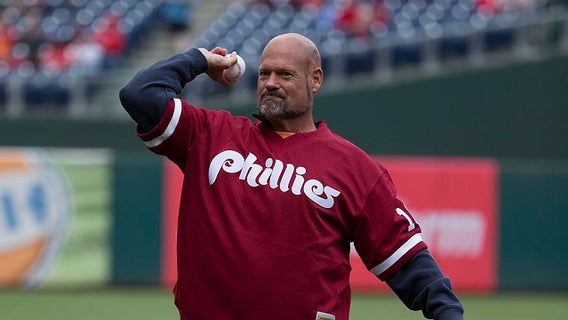 Former Phillies catcher Darren Daulton dies at 55