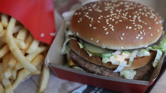 McDonald's customer calls police after employee put onions on his Big Mac, gets arrested