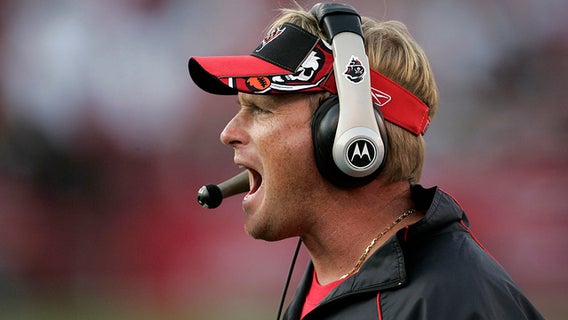 AP Source: Raiders to announce Gruden hiring next Tuesday