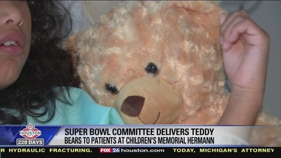 Houston Super Bowl Houston Committee surprises children patients with bears