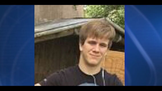 Police searching for missing teen in Clear Lake area