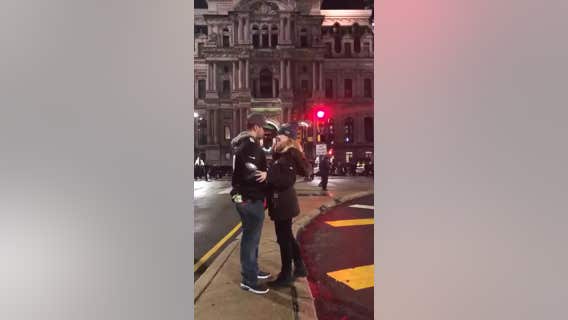 Philly couple gets engaged amid Eagles Super Bowl celebration