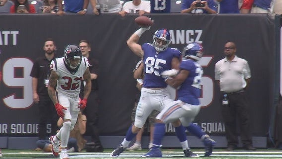 Texans fall to 0-3 with 27-22 loss to Giants