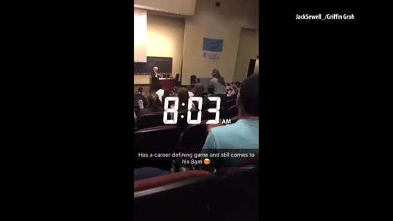 UNC's Luke Maye gets standing ovation at 8 a.m. class