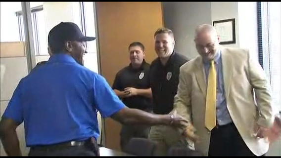 Former Braves Otis Nixon thanks Woodstock police