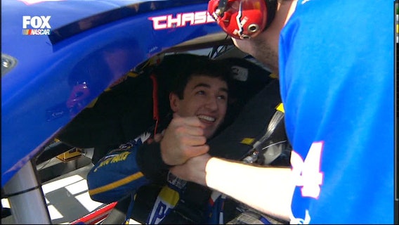 Rookie Chase Elliott becomes youngest on Daytona 500 pole