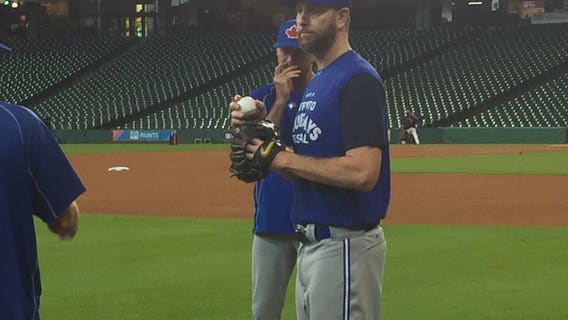 Astros trade pitcher Scott Feldman to Toronto Blue Jays