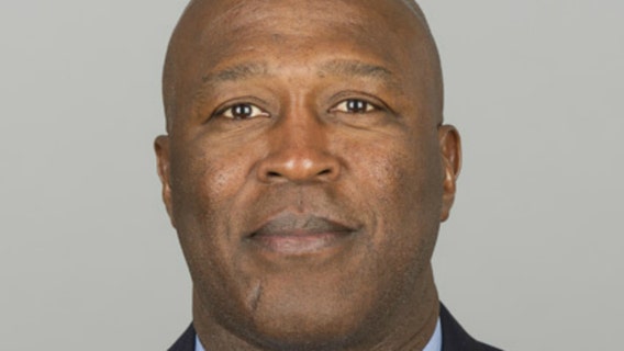 Sources: Lovie Smith expected to be named head coach of Illini