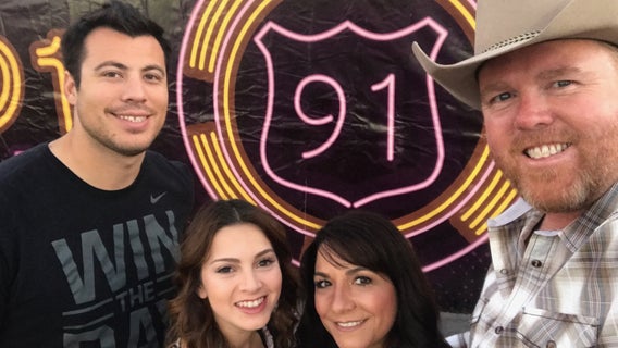 Son of Twins' great Bert Blyleven in crowd during Las Vegas shooting