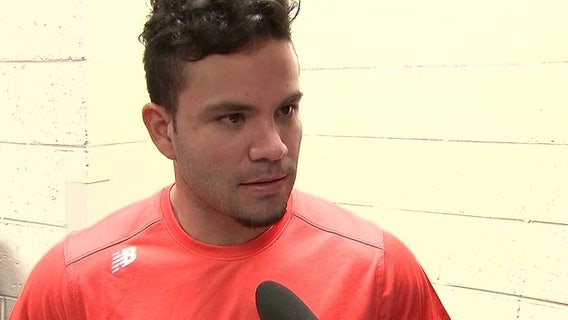 Altuve, bullpen rally Astros past Mariners 10-5