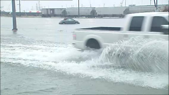 Tropical Depression Imelda floods streets in Galveston