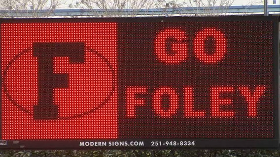 Julio Jones' hometown proud of their favorite Falcon