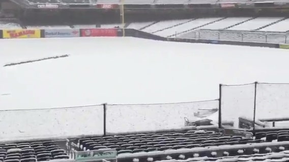 Yankees' home opener against Rays postponed because of snow