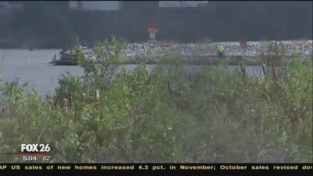 Repairs planned for major breach at dioxin dump on San Jacinto River