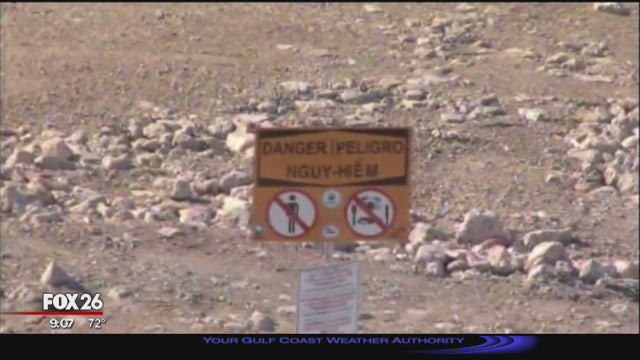 EPA gets community thoughts on toxic waste pit removal from San Jacinto River