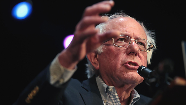 Group of Republicans protest Bernie Sanders during Houston visit