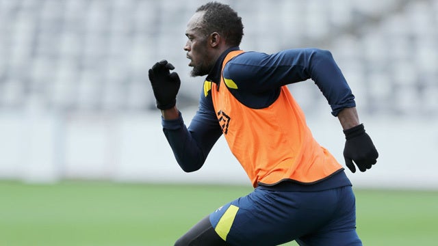 Usain Bolt to play 1st game for Australian club in pro quest