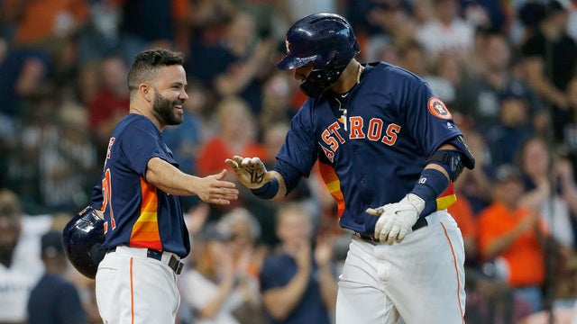 Houston Astros win 6-2, sweep the Los Angeles Angels