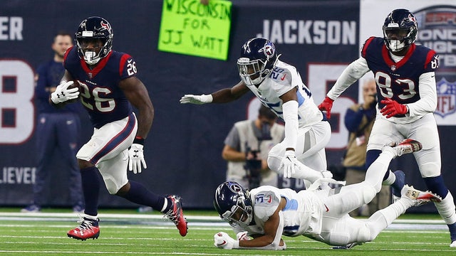 Texans defeat Titans 34-17 for 8th consecutive win