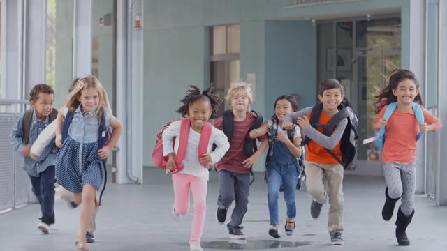 Viral first and last day of school photos