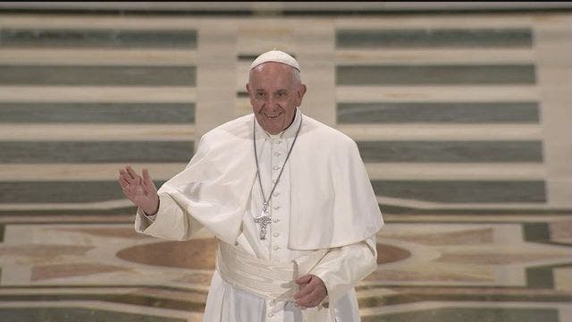 Pope speaks out against land grabs a serious problem in Kenya