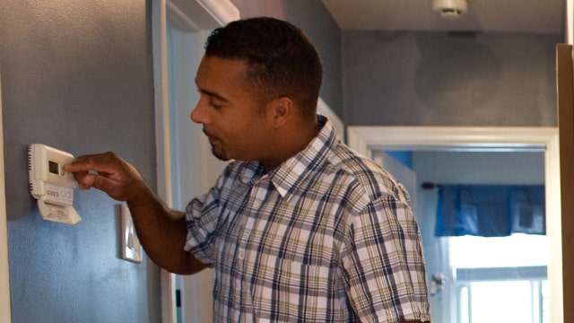 Federal energy program suggests keeping thermostat set at 78 degrees — 82 while you sleep