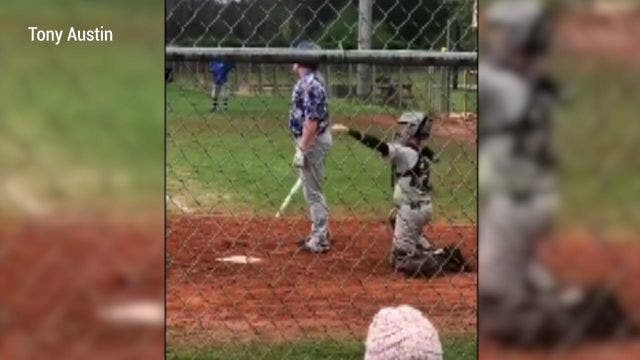One-armed teen baseball catcher inspires millions, including professional athletes