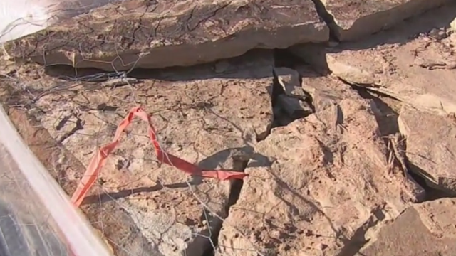 Fort Bend County residents say contractor ripped them off and they want to warn others