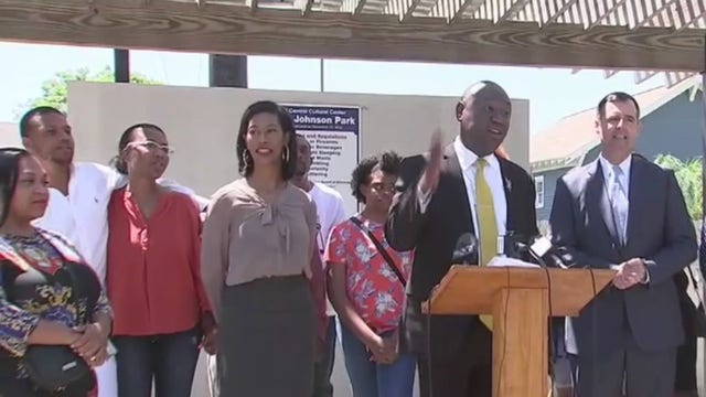 ‘They dehumanized my brother:' Family of man at center of controversial Galveston arrest speaks out