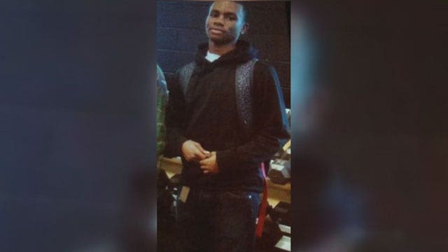 Stony Point football player paralyzed after hard hit on the field