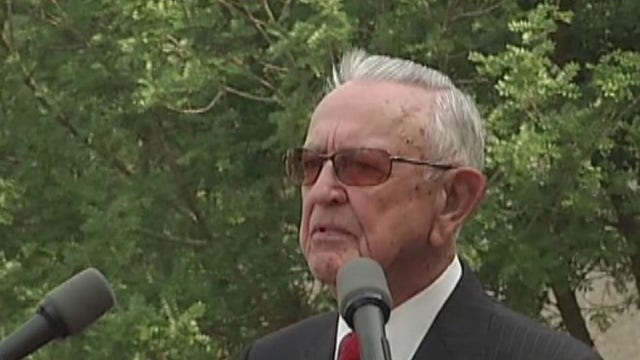 NASA's first flight director Chris Kraft dies at 95