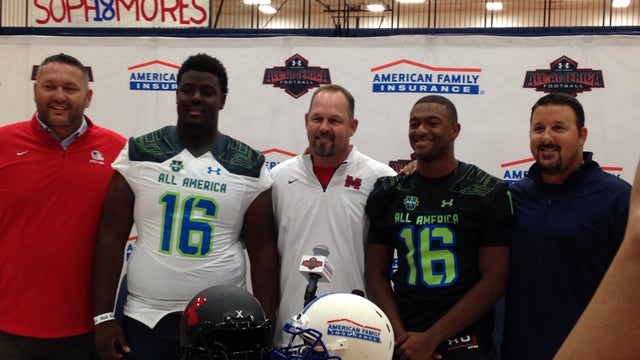 Manvel duo named Under Armour All-Americans