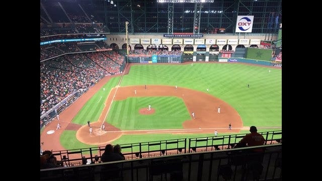 Astros looking for 20-year extension on lease at Minute Maid Park