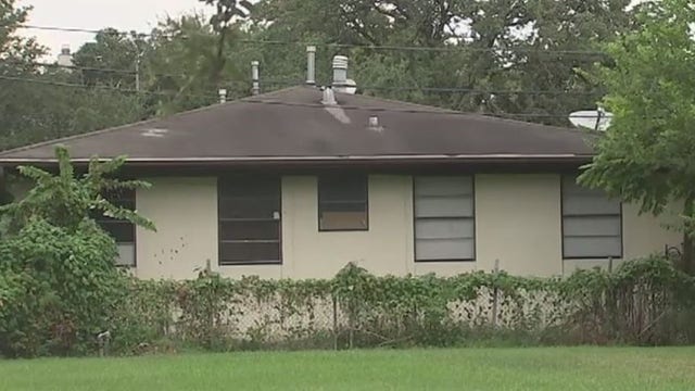 Harris County commissioners plan to raise property tax rate