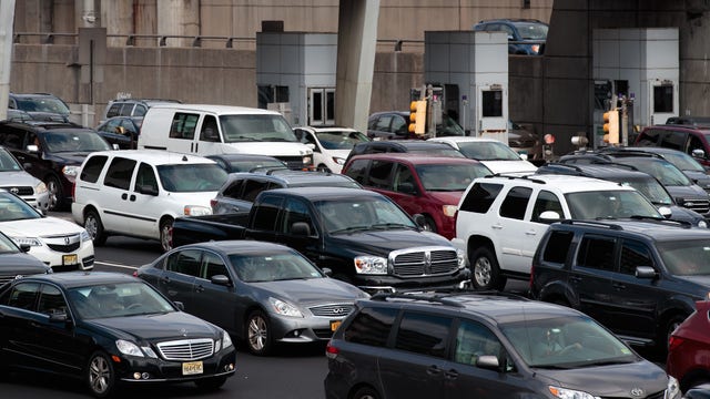 How to save on auto insurance while working remotely