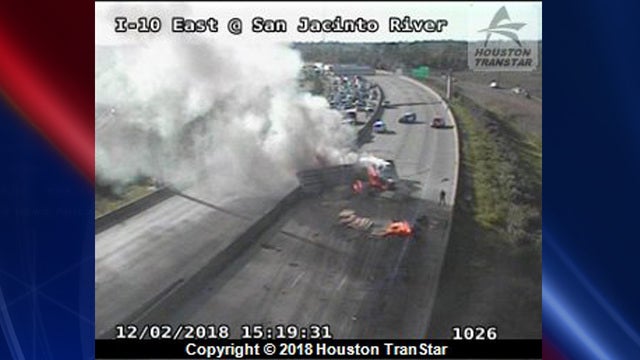 Heavy truck fire on East Freeway at San Jacinto River