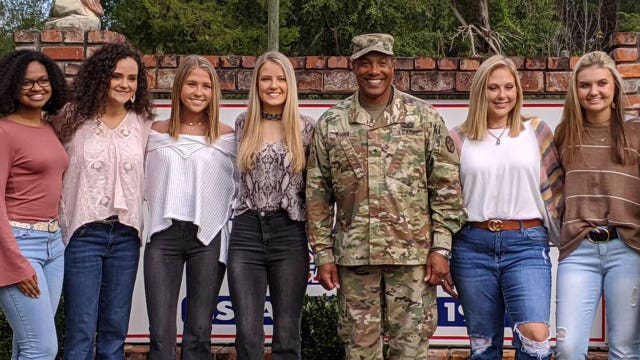 Soldier surprises students who began writing letters to him in kindergarten while he was deployed in Iraq