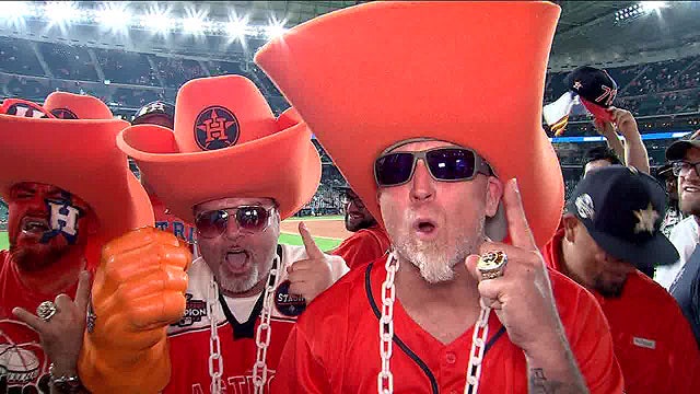 Houston Astros fans thrilled the team wins ALDS Game 1