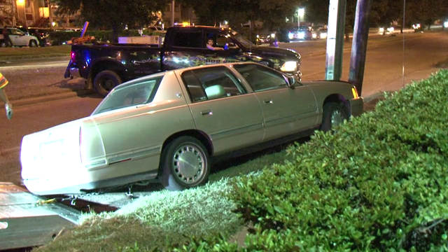 Man crashes car into pole after chased by police