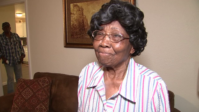 98-year-old Harvey victim sees remodeled home for the first time