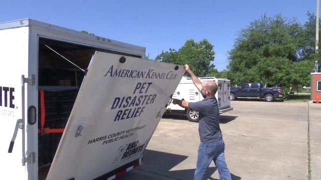 Trailers to help shelters accommodate pets during distasters