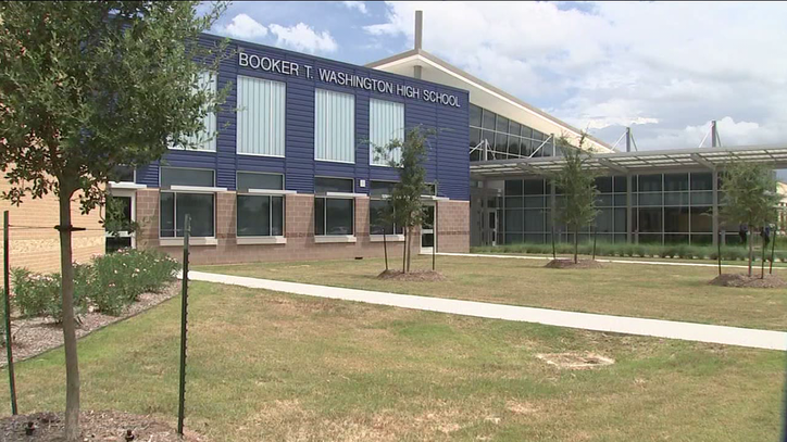 Booker T Washington High School Marks 125 Years With New Building Fox 26 Houston 0793