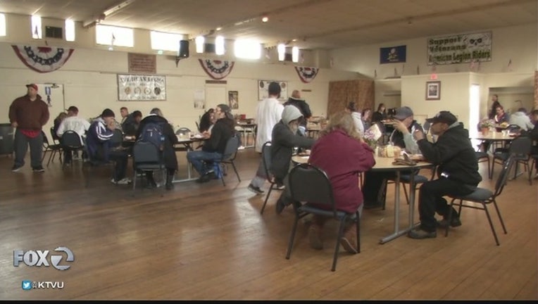 3_dead__several_sickened_after_Thanksgiv_0_20161129063105-405538