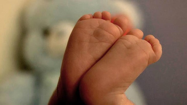 0ae1abdc-Baby Feet-409650