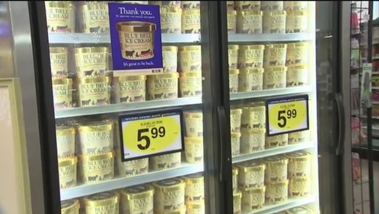 378fdd3b-Blue_Bell_s_back__0_20150831115118