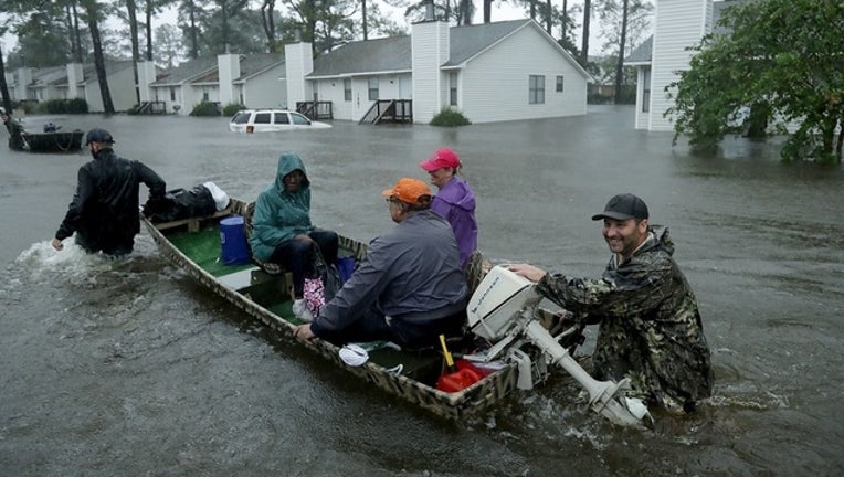 4e2fff8e-GETTY_hurricane_florence_02_091518-403440