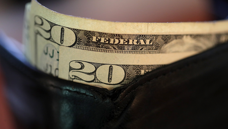 98a85825-GETTY_wallet_112218_1542891592941-402429.png