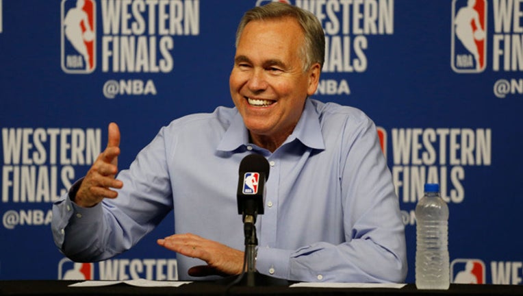 2d7b1282-775164002CH00160_Golden_Sta_1530139600951_gettyimages