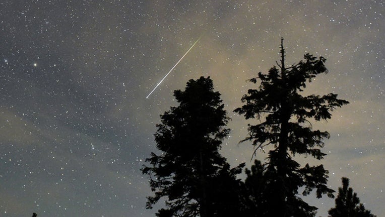 3d531c7e-Getty_meteror shower_111418_1542198689922.jpg-403440.jpg